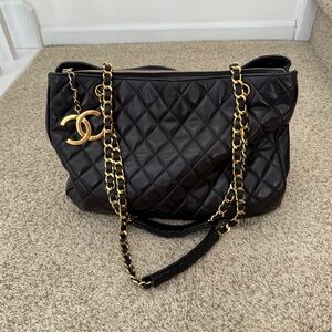 Chanel Vintage Black Lambskin Quilted Zippered Tote 24K Hardware 1 Series